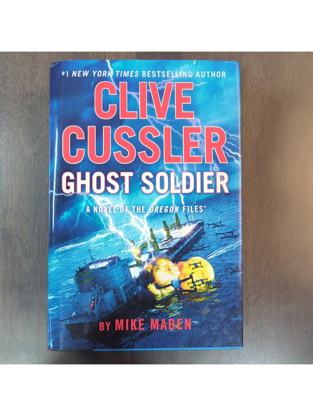 Clive Cussler Ghost Soldier (The Oregon Files) - hardcover Maden, Mike | HC